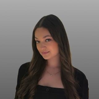 Portrait of Arianna Kleynburg